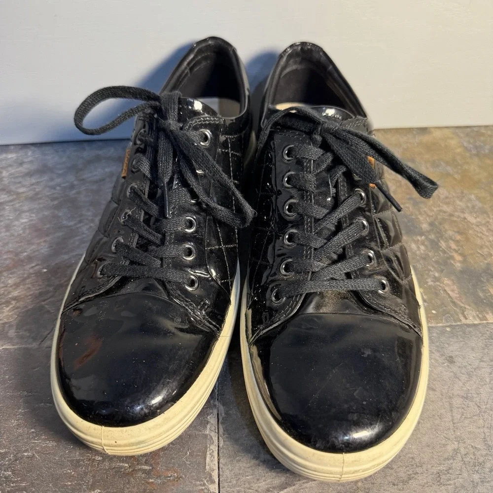 ECCO Soft 7 Quilter Black Patent Quilted Sneakers Size 43 Women's 11